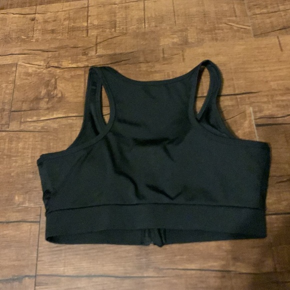 Black Zip-Front Sports Bra - Picture 4 of 5